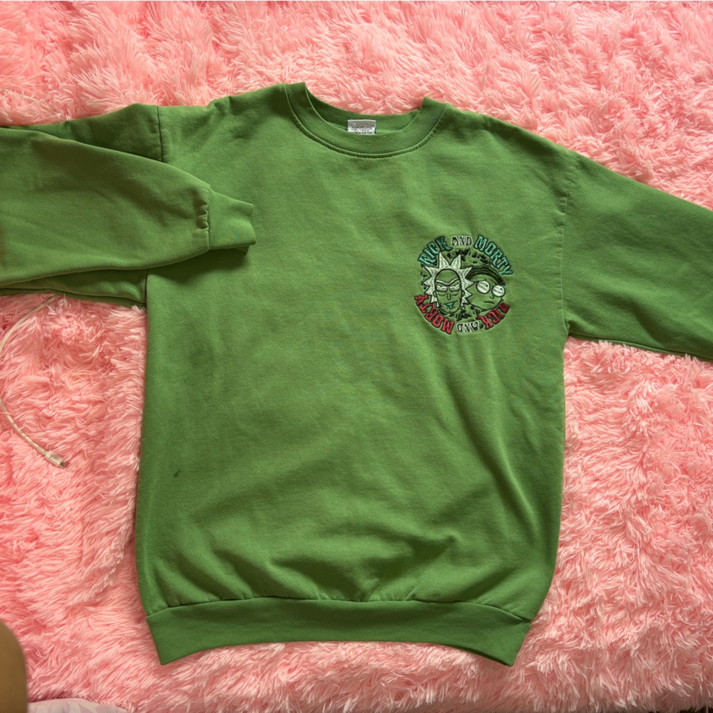 Rick and Morty Embroidered Crewneck Sweatshirt 💚👽